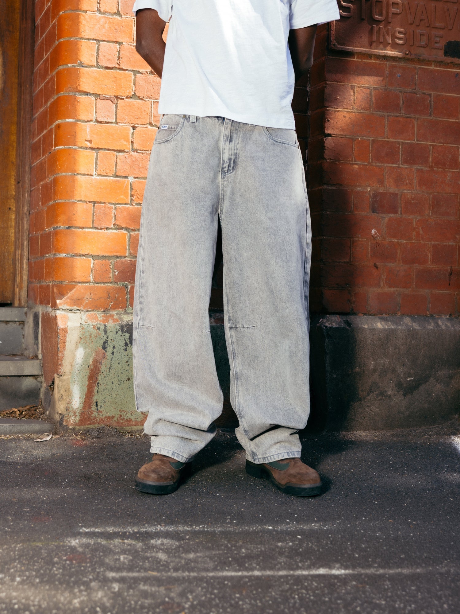 Wide Cut Denim Jeans, Grey Wash