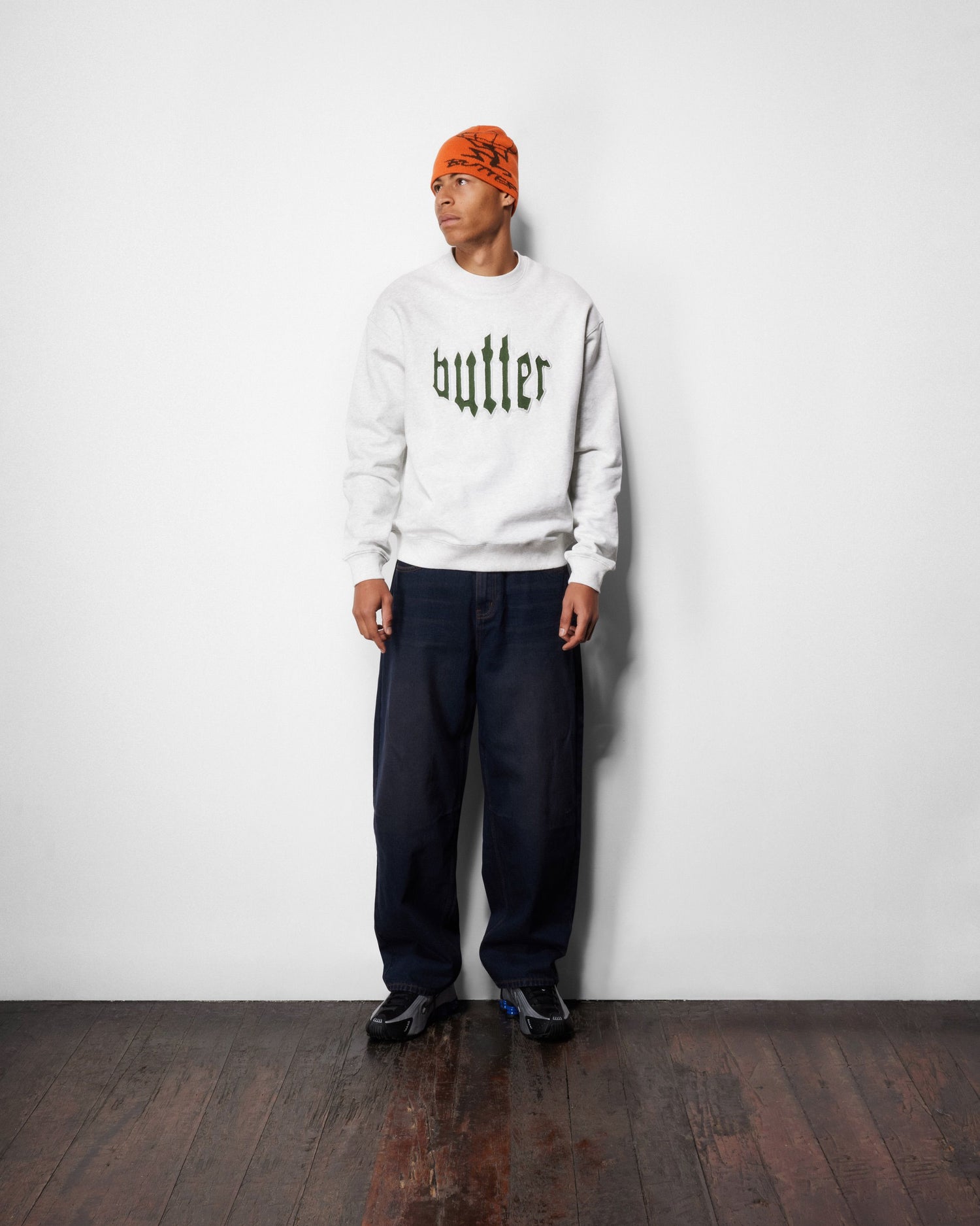 Cut Out Applique Crewneck, Black