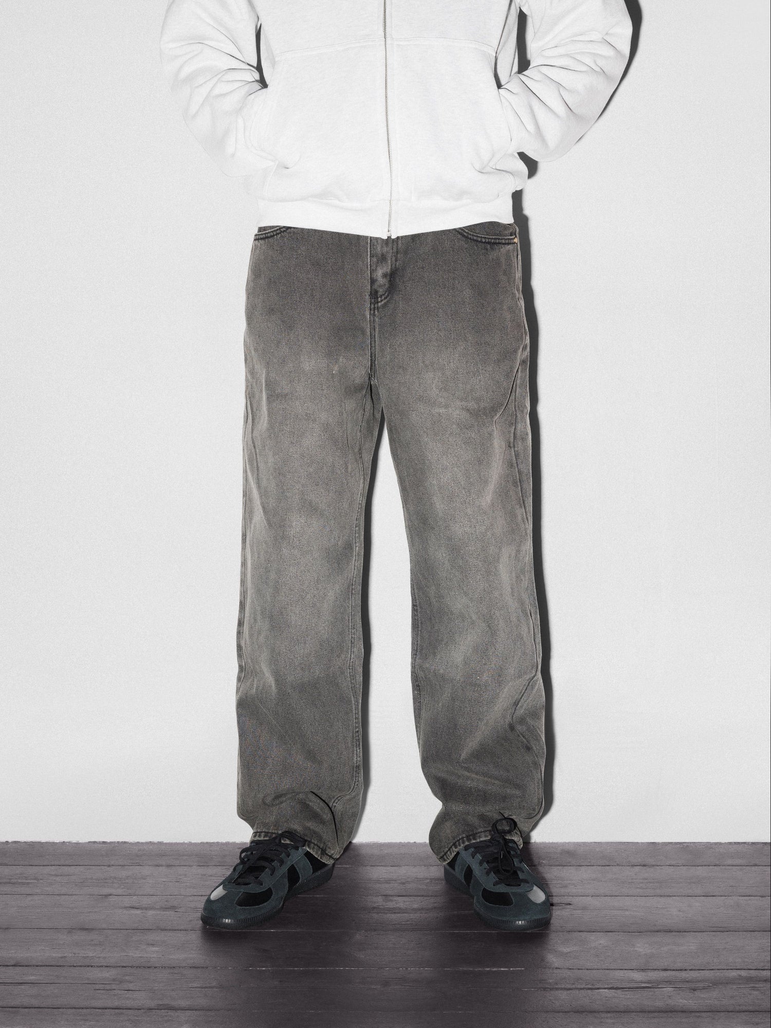 Relaxed Denim Jeans, Faded Black